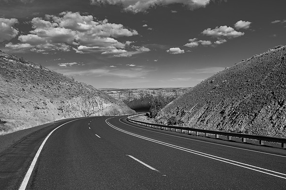 Hwy 2 Into Moses Coulee